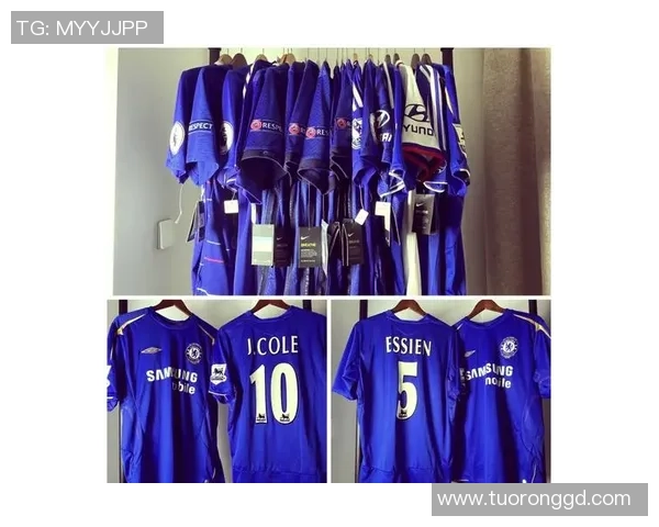 足球明星球衣32号背后的故事与传奇球员的辉煌历程 足球明星球衣32号背后的故事与传奇球员的辉煌历程